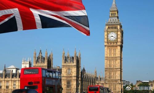 英国下调经济增长预测 宣布减税等措施应对通胀飙升