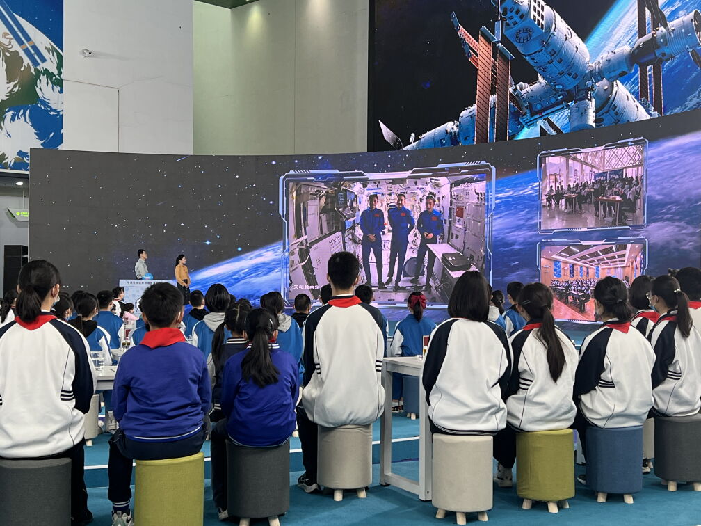 “宇宙级”公开课再度开课！中国空间站“天宫课堂”第二次太空授课喊你来听讲