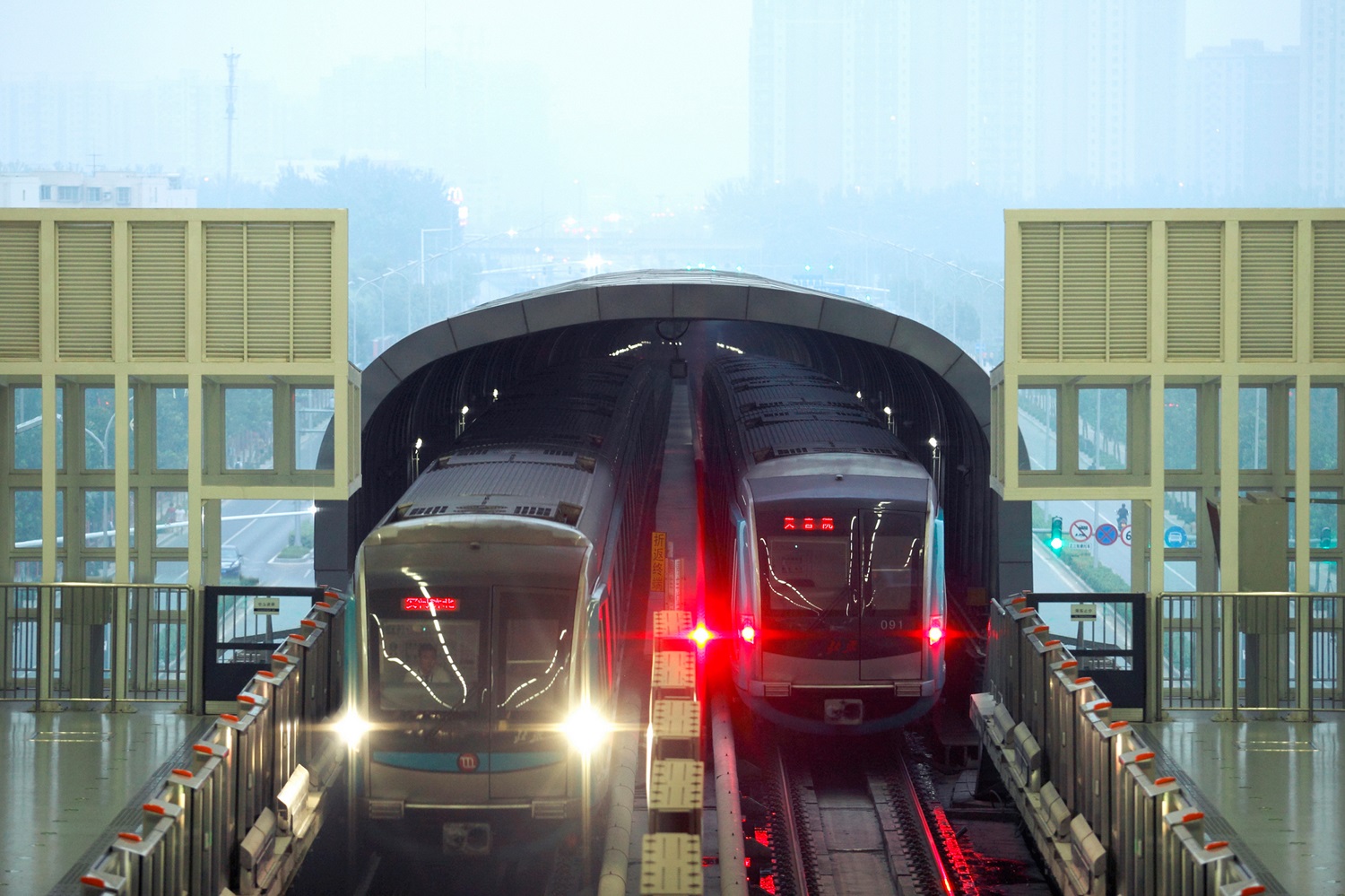 清明假期 京港地铁所辖各线总客运量329.6万人次