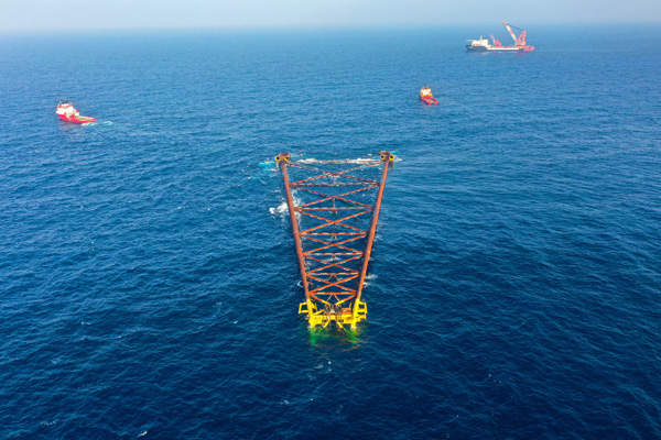 助力油气增储上产 亚洲第一深水导管架“海基一号”海上安装就位
